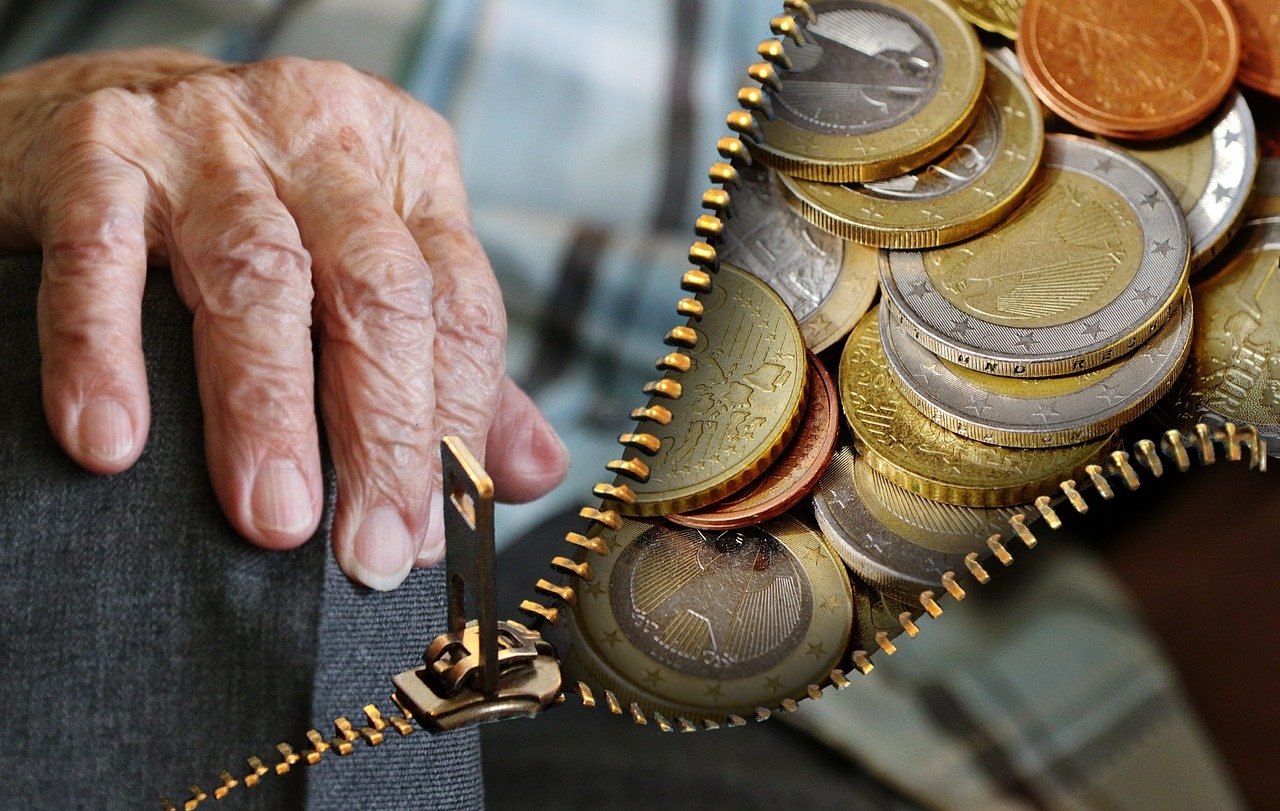 金店回收18K金价格解析，一克值多少？全面分析回收价格！