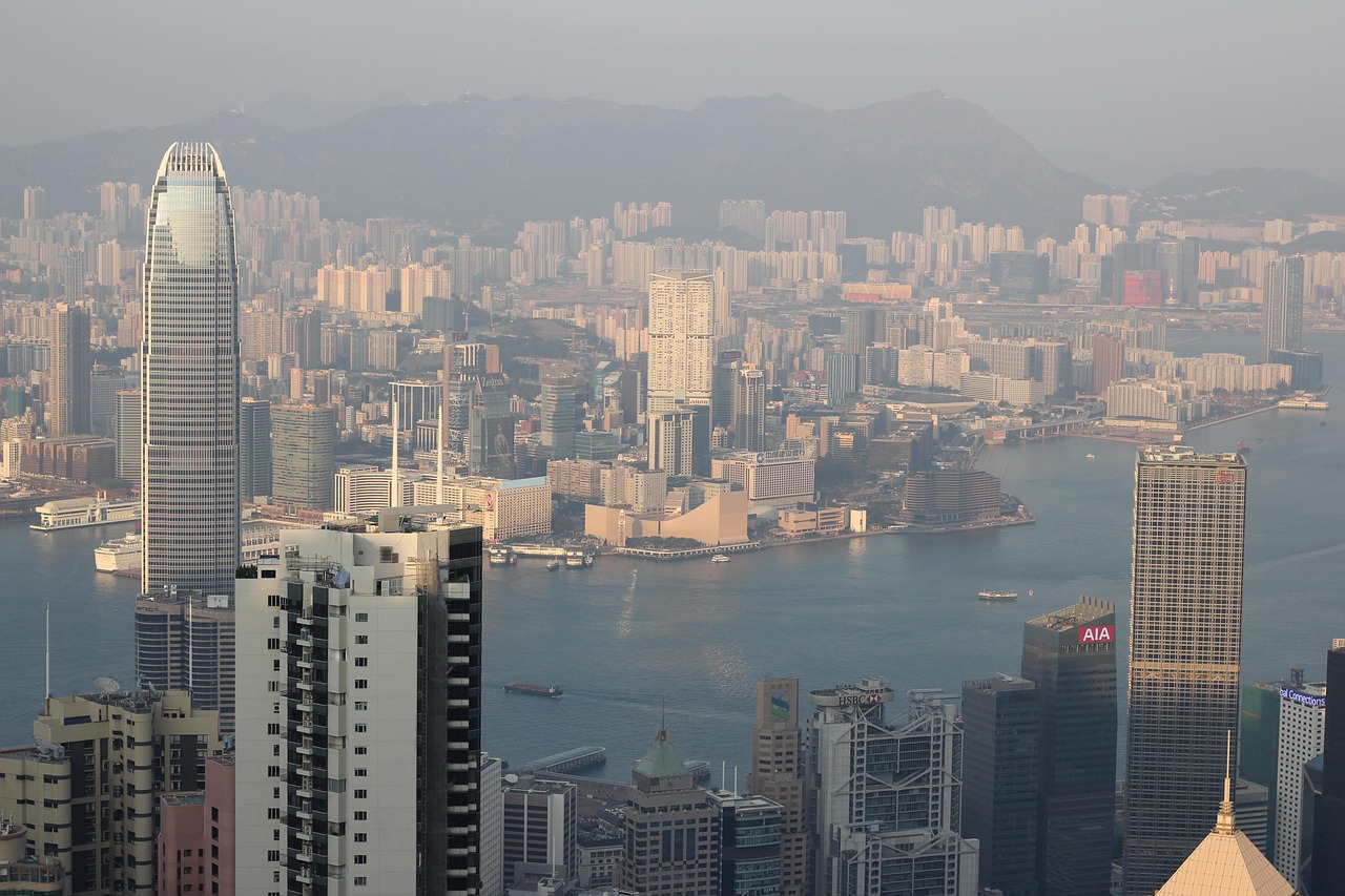 香港六日游攻略天气情况如何分析最好的方法是什么呢啊,香港六日游攻略，如何分析天气情况